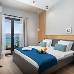 Villa Beachfront Tota With Pool Kaštela