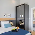Villa Beachfront Tota With Pool